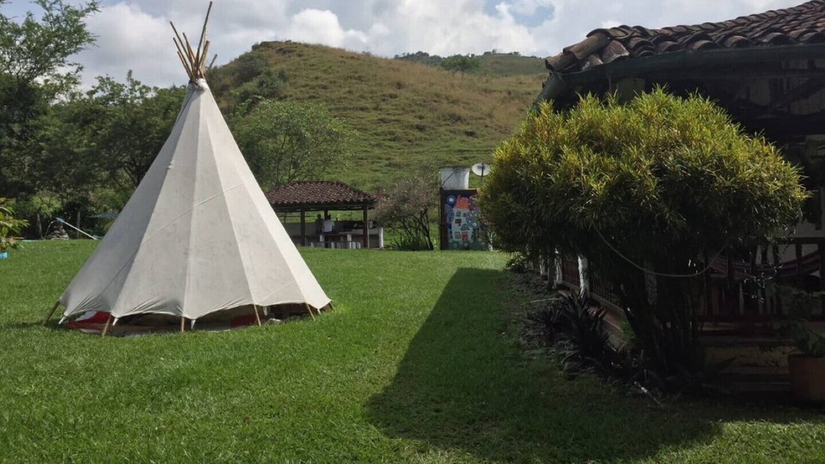 Ginebra Other | HABITACION PARA DOS PERSONAS - Ginebra glamping a 10 minutos de ginebra.
