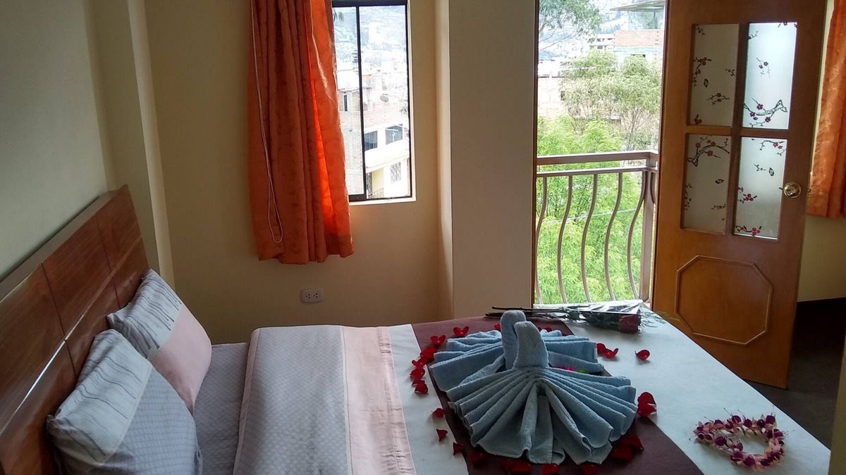 Huaraz Bed & Breakfast | Habitaciones Confortables, Cama Extragrande