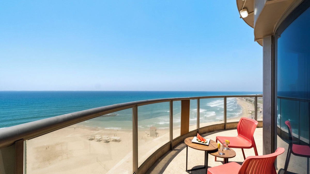 Haifa Apartment | HaCarmel Beach Sea-View Penthouse