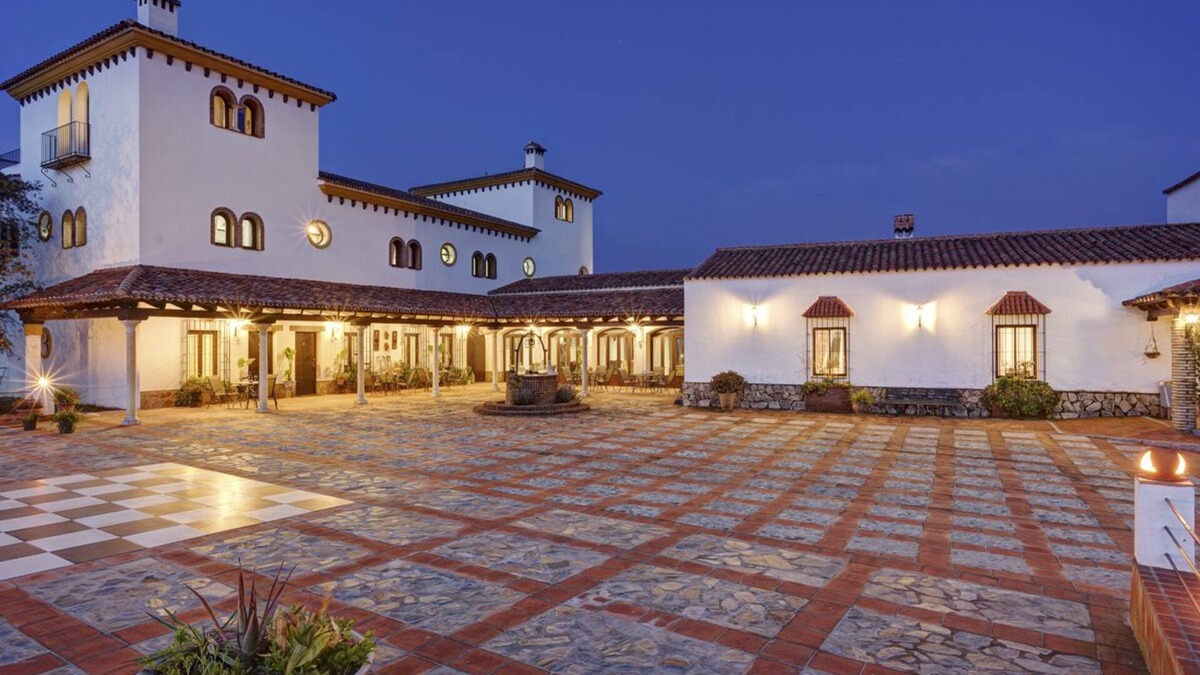 La Granada de Rio-Tinto Villa | Hacienda Buena Vista
