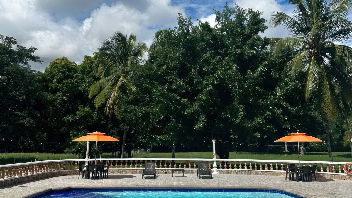 Santa Fe de Antioquia House | Hacienda with Private Swimming Pool/Air Conditioning/Jacuzzin