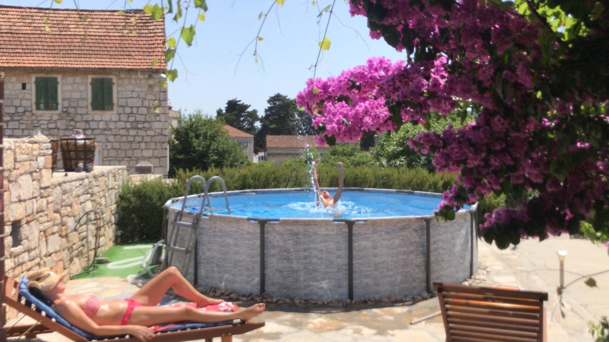Solta Villa | Hacienda Dora with assembled pool