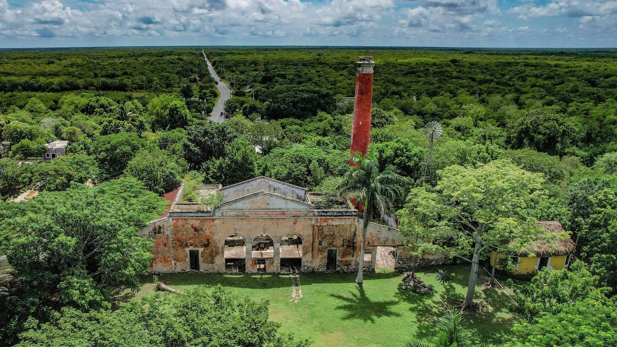 Tecoh House | Hacienda Sabacche. An authentic Yucatan experience with a private cenote.
