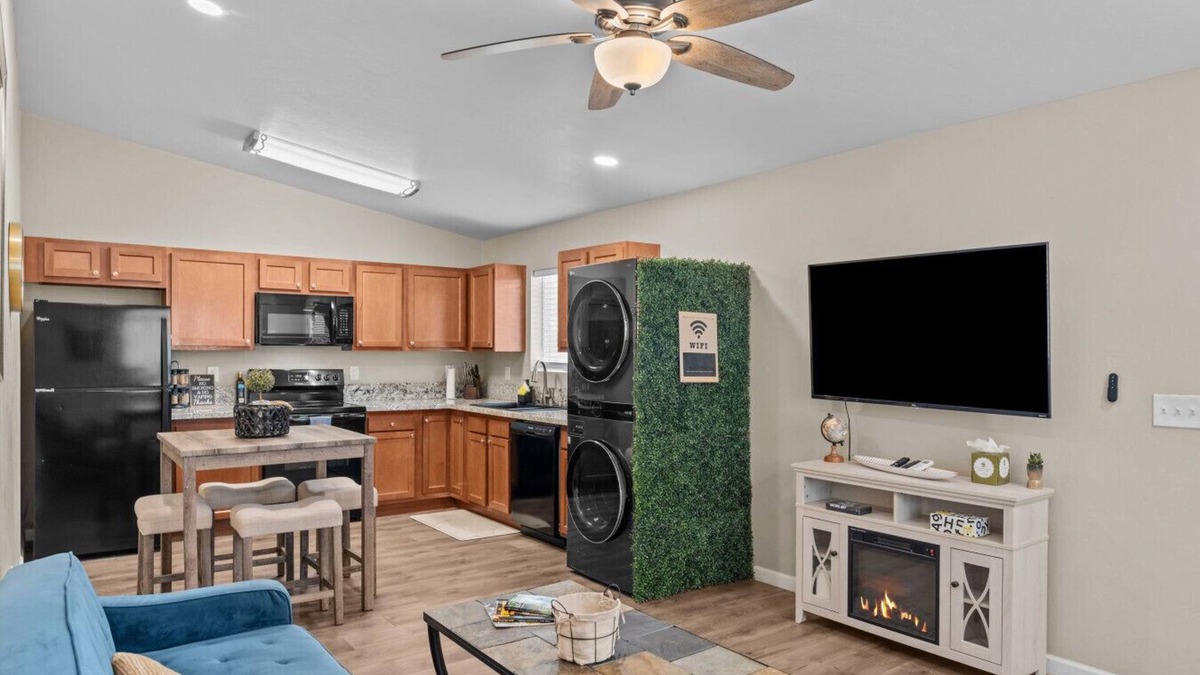Midtown House | Hacienda Tucson with Casita