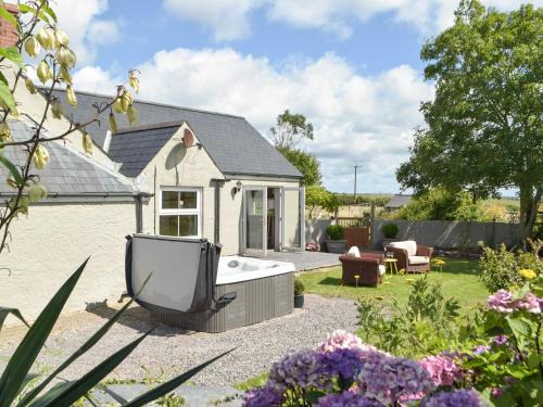 Stackpole House | Hafan Fach Cottage