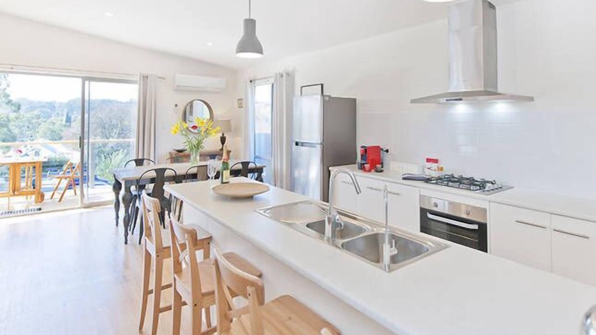 Hahndorf House | Hahndorf Haven - Central Hahndorf, 30 secs to Hahndorfs Main St, gorgeous views!