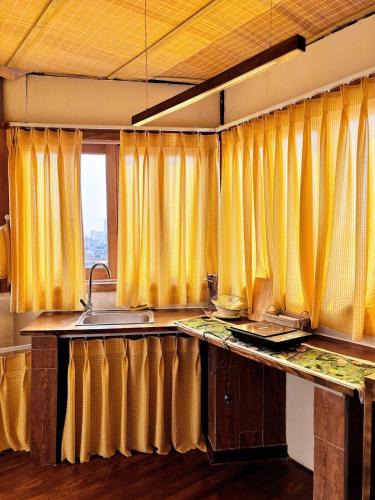 Quan Hoa Apartment | Hai Street 1004QH