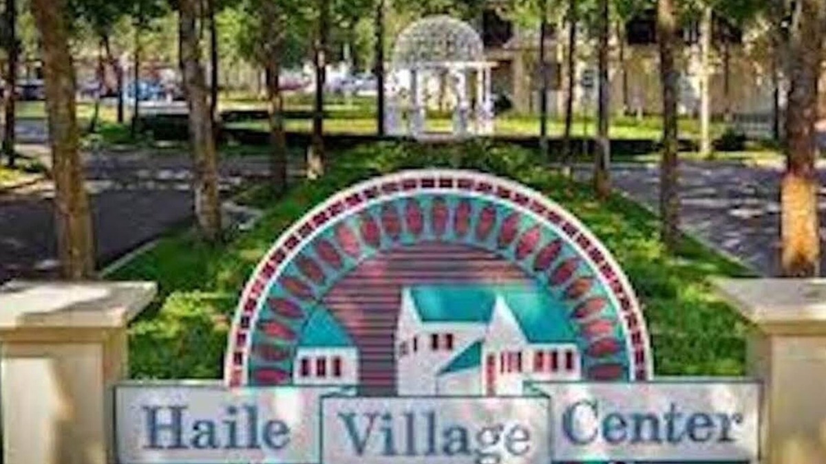 Haile Plantation Apartment | Haile Village 2nd Floor Unit