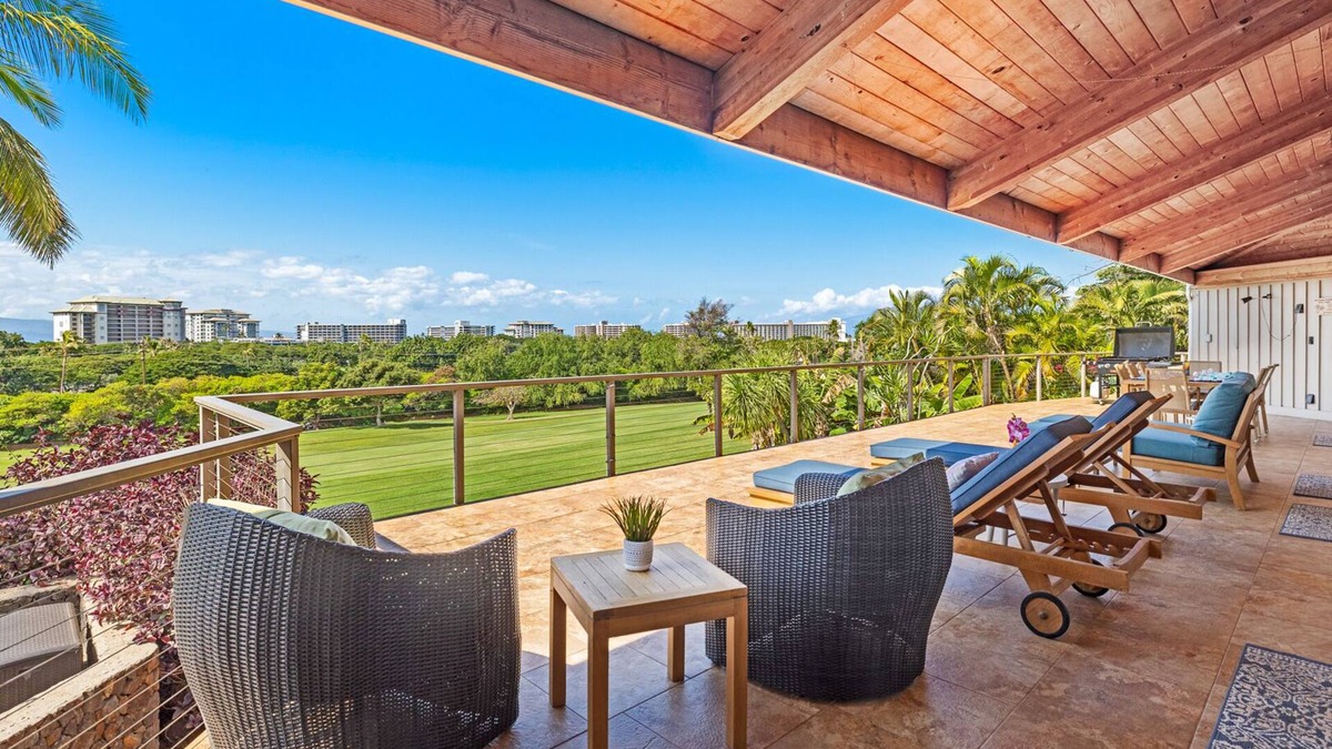 Kaanapali House | Hale Holokai at KAANAPALI VISTA~LUXURY Golf Course Ocean View Home 6 bedroom 3 bathroom~