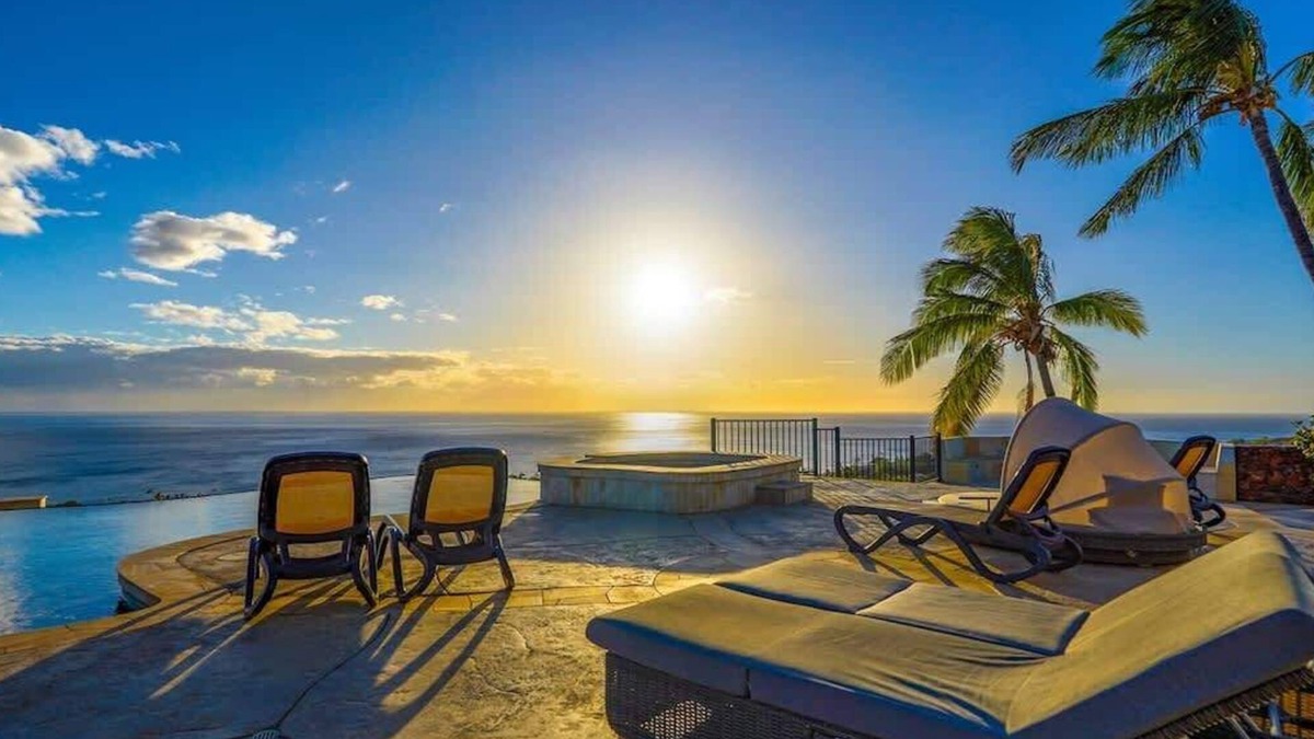 Kohala Estates House | Hale Laule`a ~ 4 BR ~ Infinity Pool with Stunning