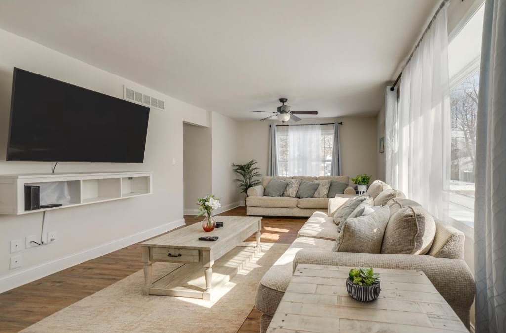 Lake Geneva House | half Mi to Lake Geneva Home with Game Room