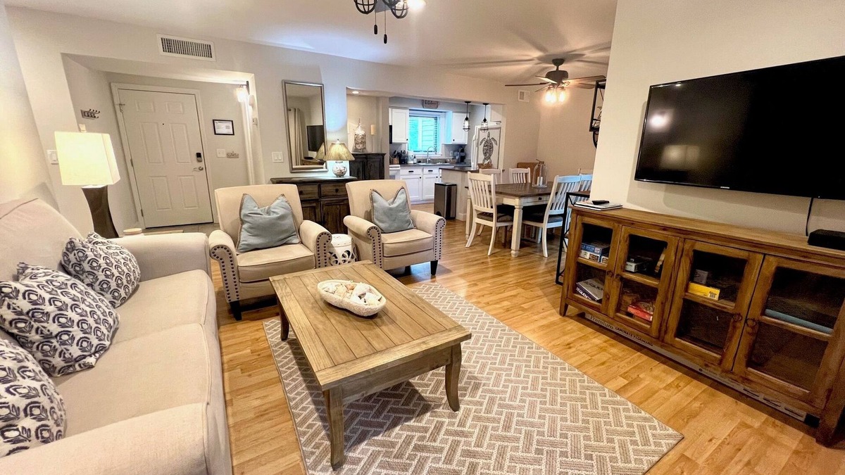 Seabrook Island Villa | Half mile to the pool with club access. Golf views.