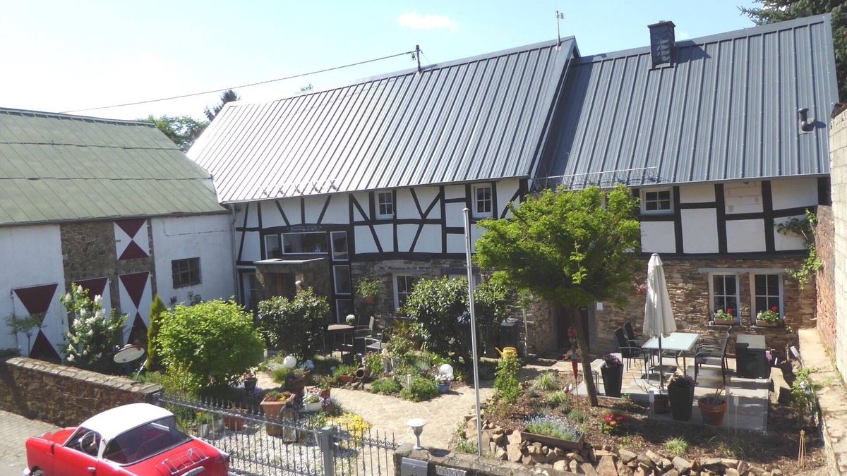 Weiler House | Half-timbered holiday house *, with modern equipment on 65sqm, near the Nürburgring