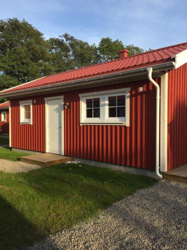 Varberg Cabin | Hallagårdens stugby