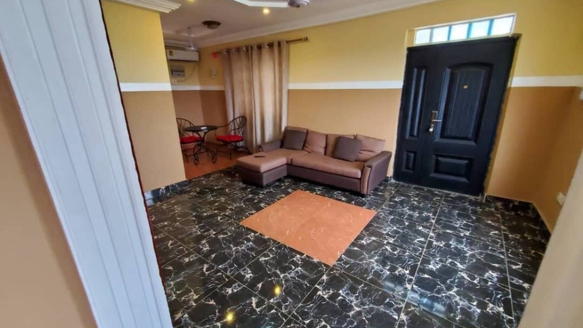 Accra Apartment | HallWay Apartments E