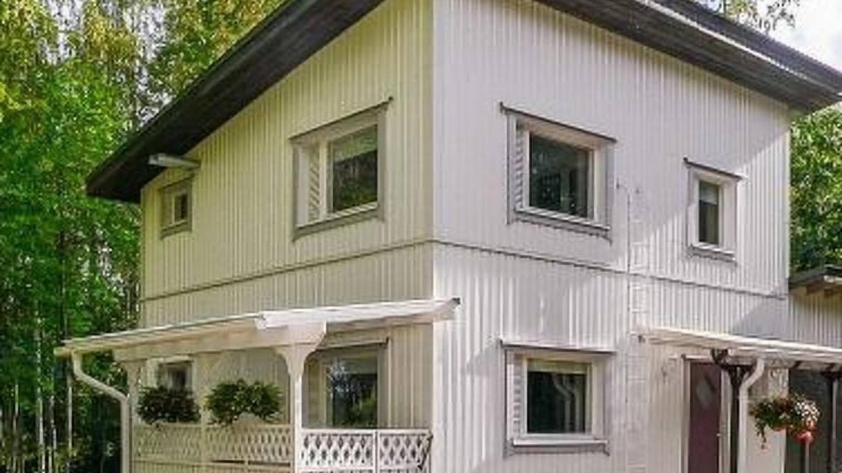 Rautalampi House | Halmesaari by Interhome