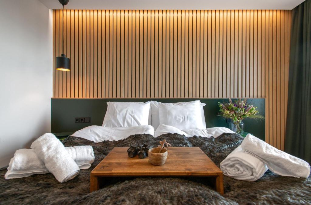Espoo Hotel | Haltia Lake Lodge nature boutique hotel & glamping