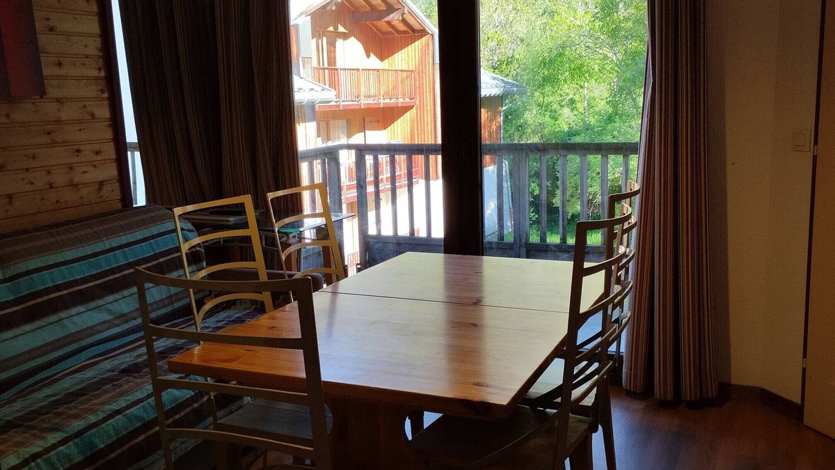 Orelle Apartment | Hameau 4 106 - SPA & PISCINE appartement 6 pers