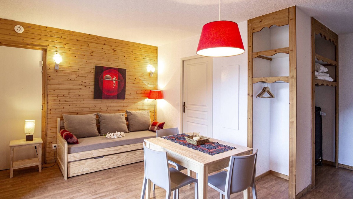 Orelle Apartment | Hameau 6 002 - SPA & PISCINE studio 4 pers.