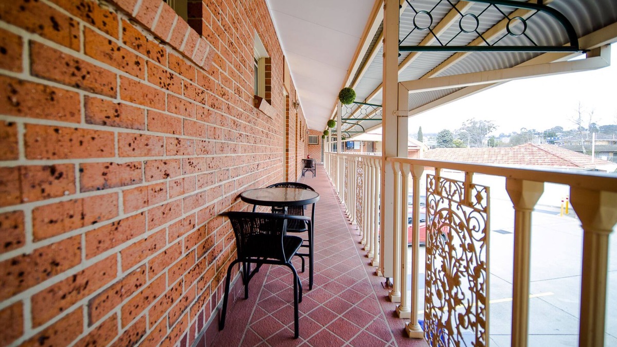 Queanbeyan West Hotel | Hamilton’s Queanbeyan Motel