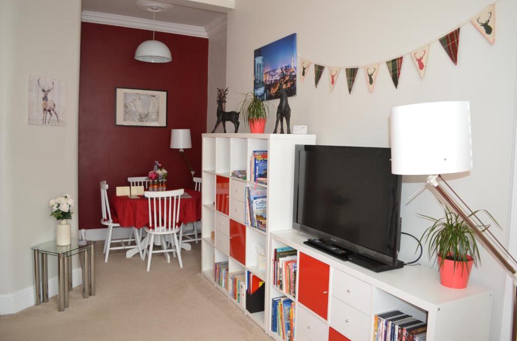 Morningside Apartment | Hamish's Hame Edinburgh Licence No EH 69774 P