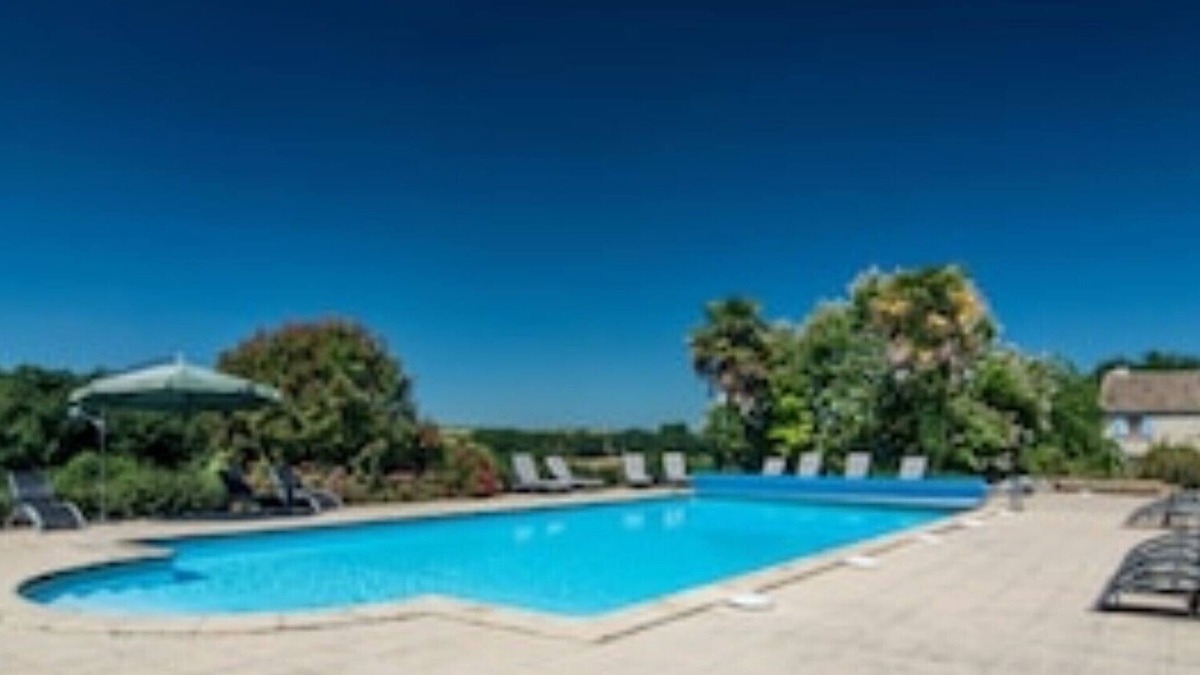 Razac-d'Eymet House | Hamlet of 4 properties sleeping up to 22 people with private pool near Bergerac