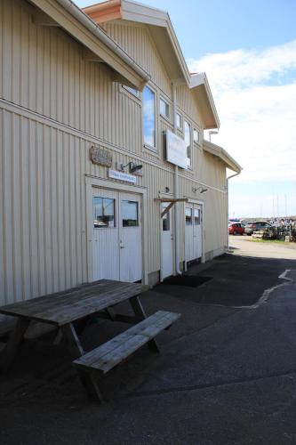 Bohus-Bjorko Apartment | Hamnhuset Björkö