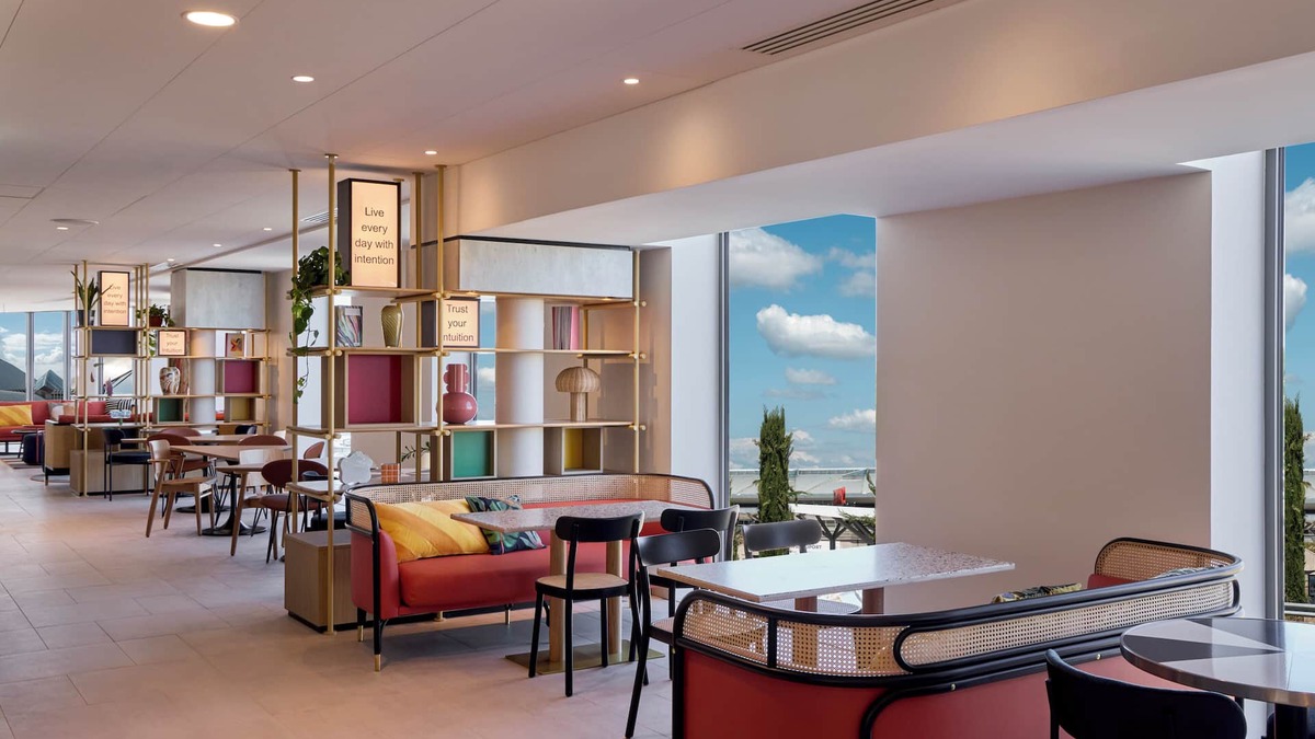 Colombier-Saugnieu Hotel | Hampton by Hilton Lyon Airport