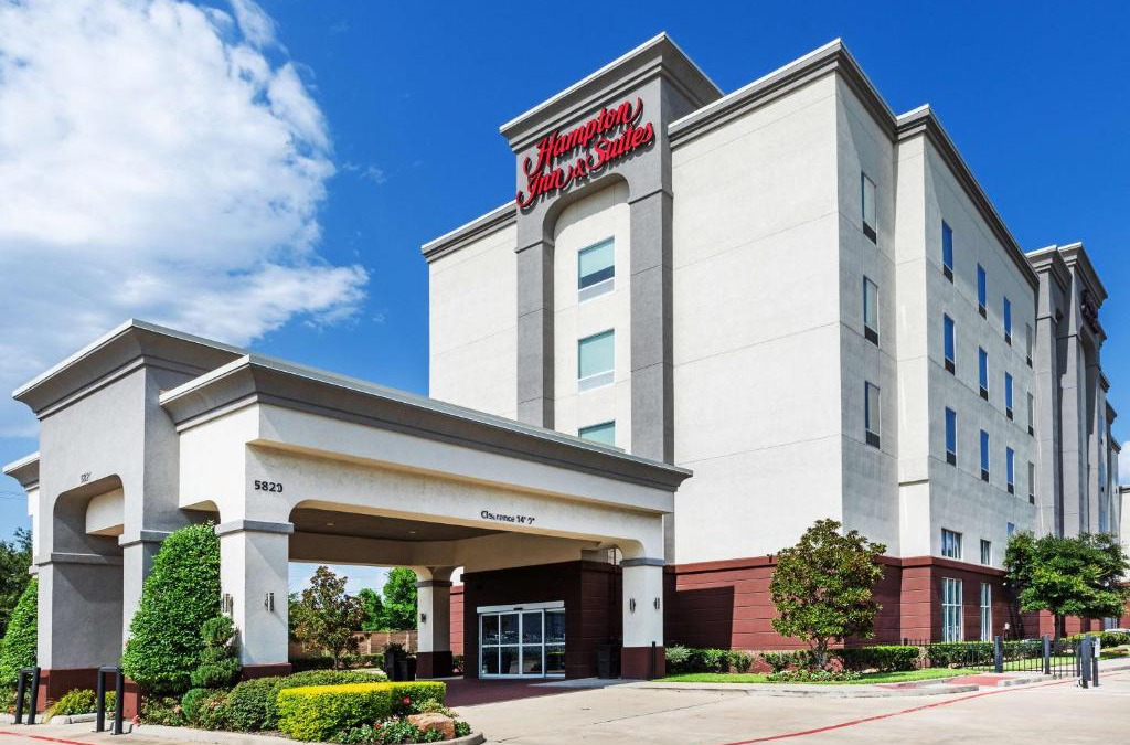 Washington Ave./ Memorial Park Hotel | Hampton Inn and Suites Houston Heights I-10