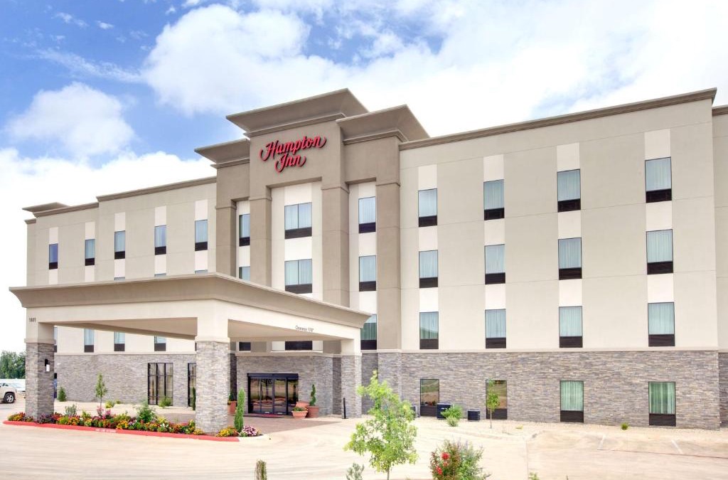 Ira Hotel | Hampton Inn and Suites Snyder