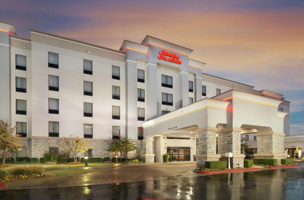 Catoosa Hotel | Hampton Inn and Suites Tulsa/Catoosa