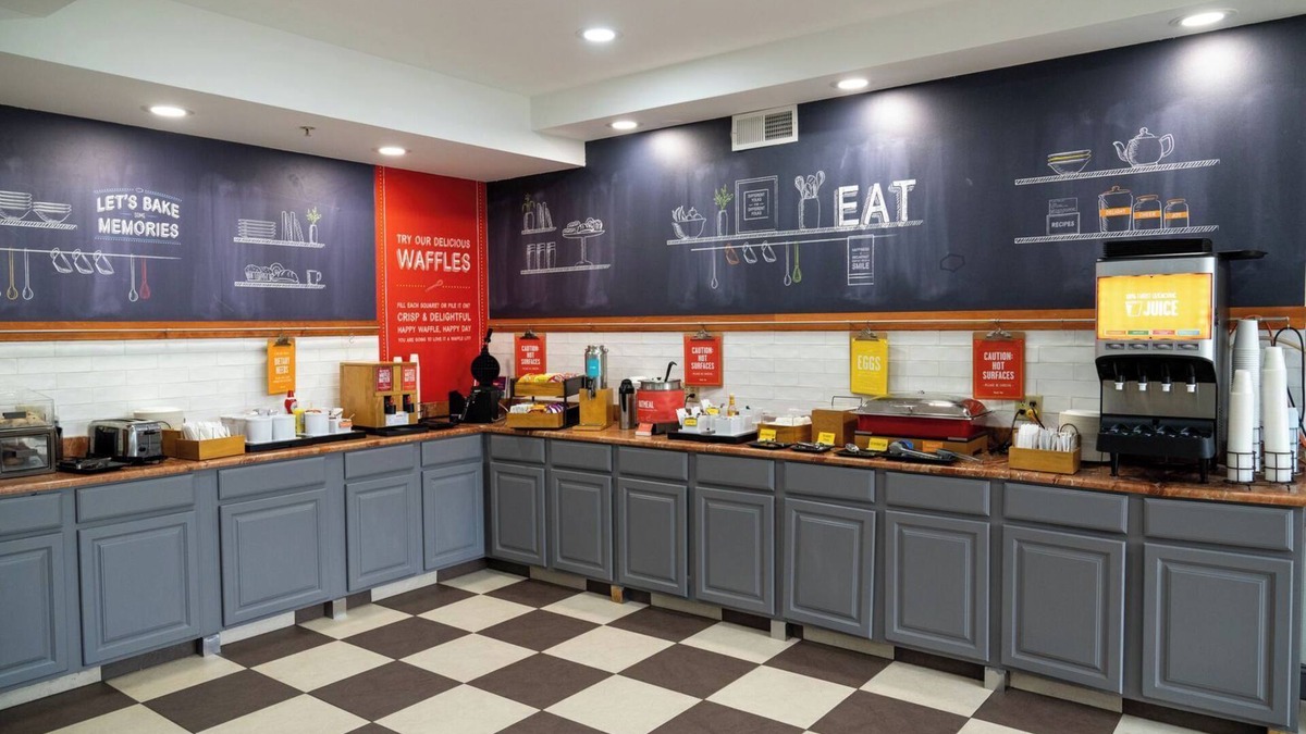 Brattleboro Hotel | Hampton Inn Brattleboro