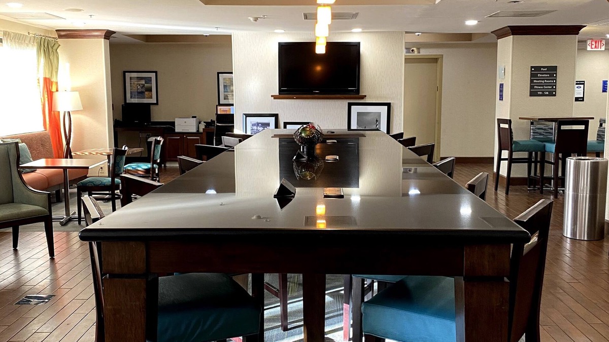 Lexington Park Hotel | Hampton Inn by Hilton Lexington Park