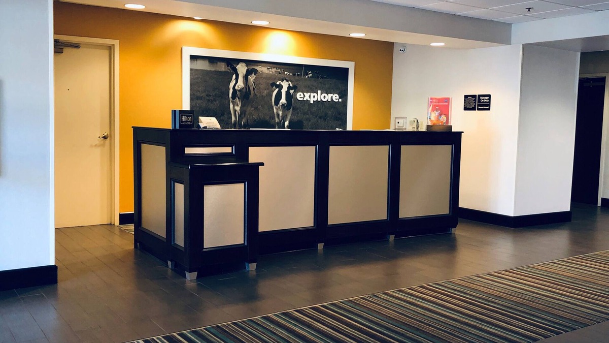Clearfield Hotel | Hampton Inn Clearfield