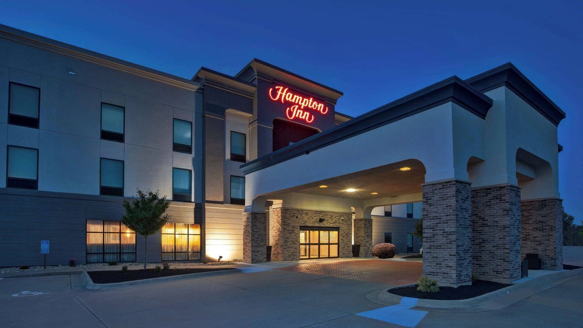 Clinton Hotel | Hampton Inn Clinton, IA