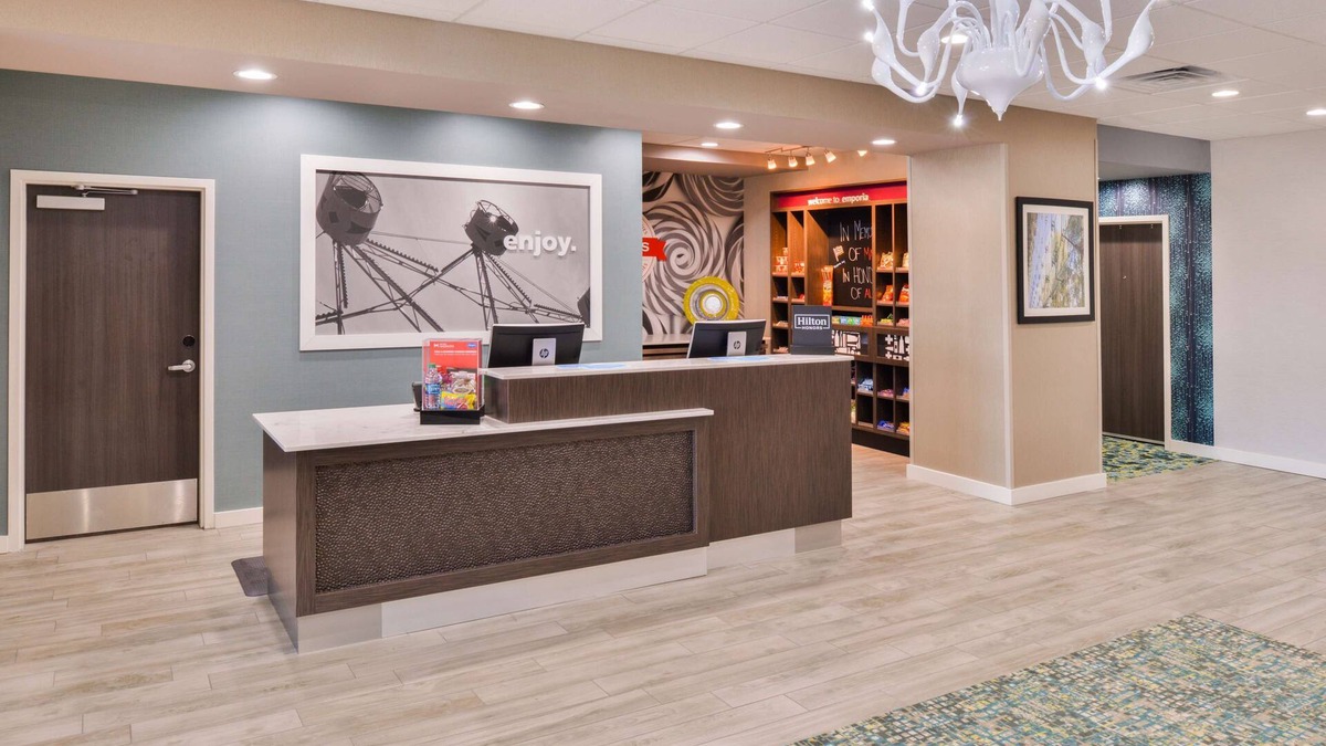 Emporia Hotel | Hampton Inn Emporia