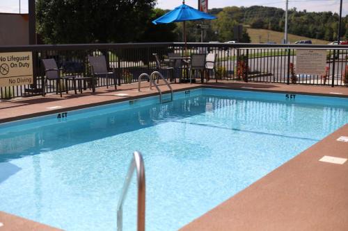 Greeneville Hotel | Hampton Inn Greeneville
