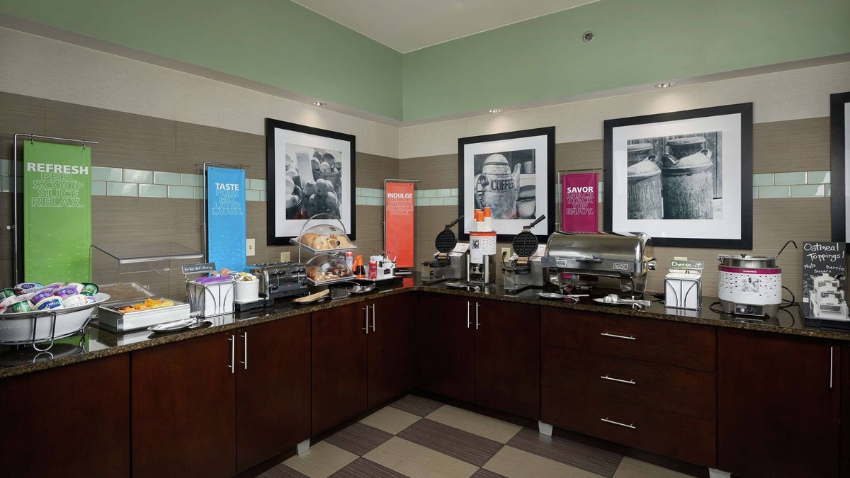Hanover Hotel | Hampton Inn Hanover