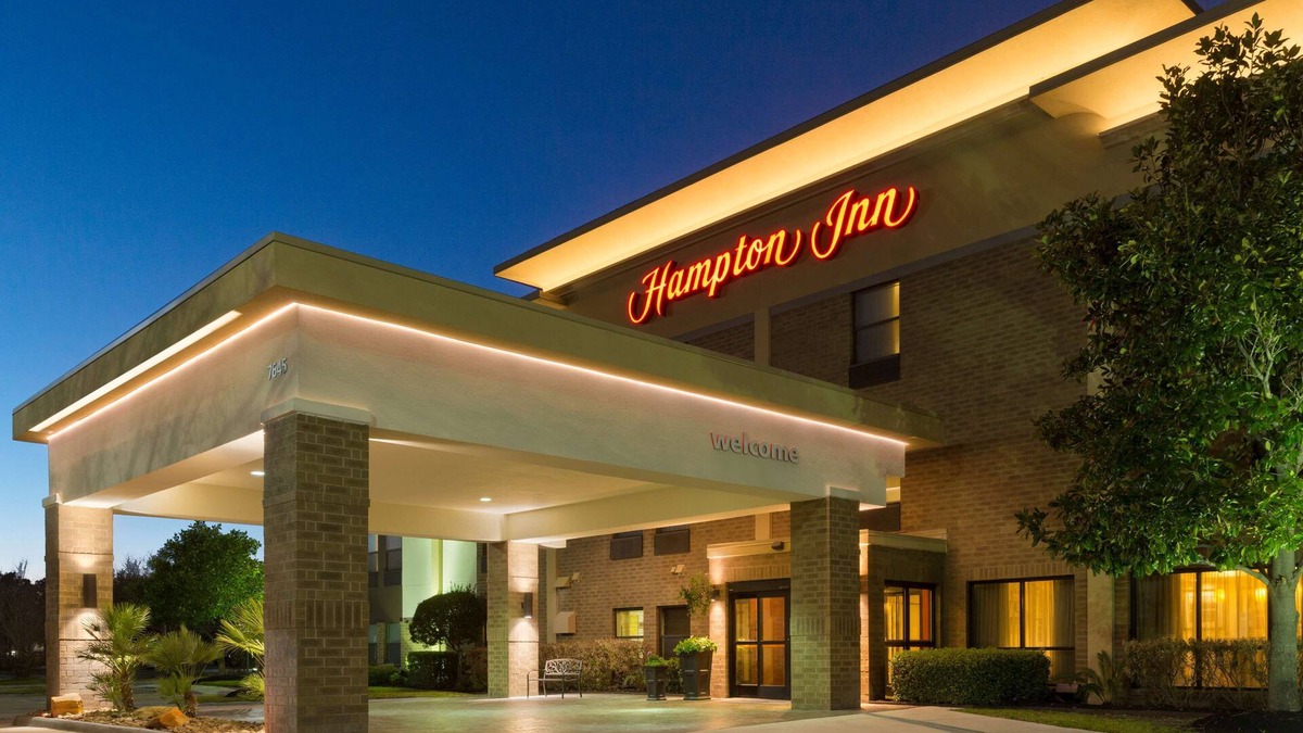Deco Hotel | Hampton Inn Houston-Willowbrook Mall