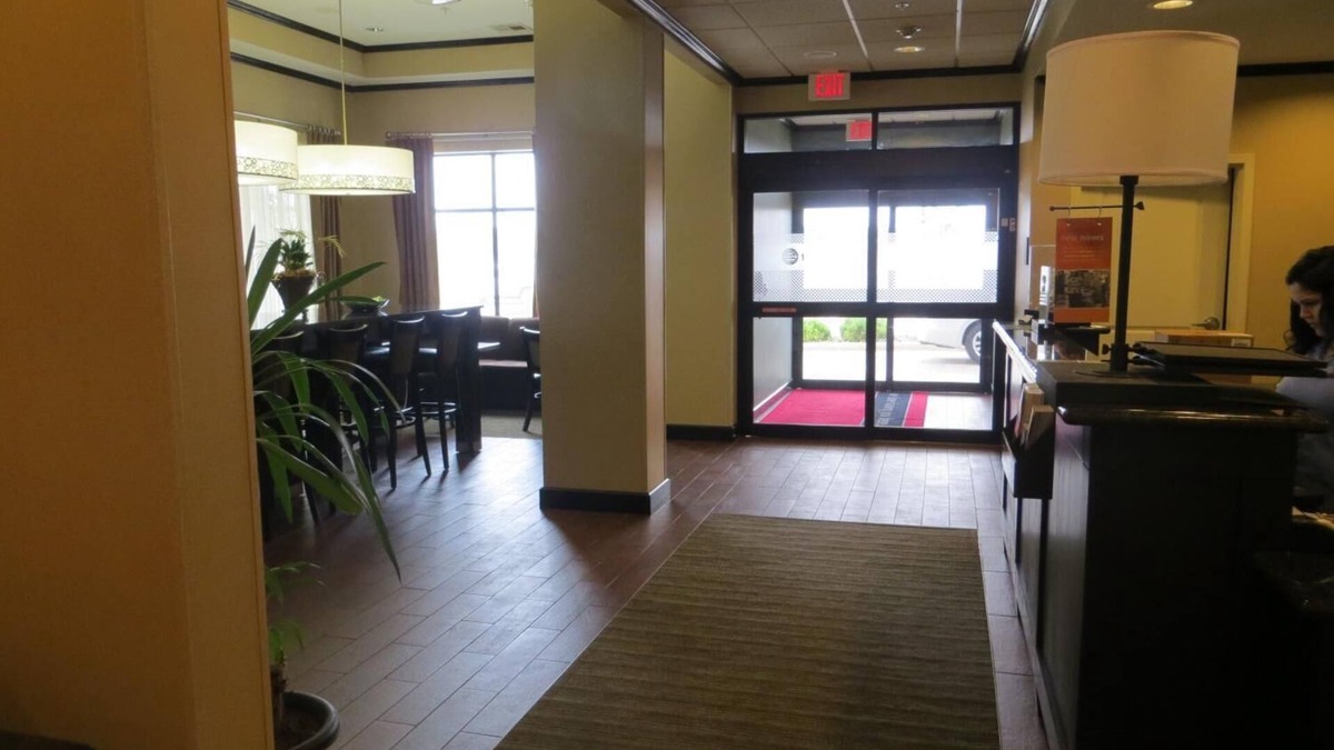 La Grange Hotel | Hampton Inn La Grange