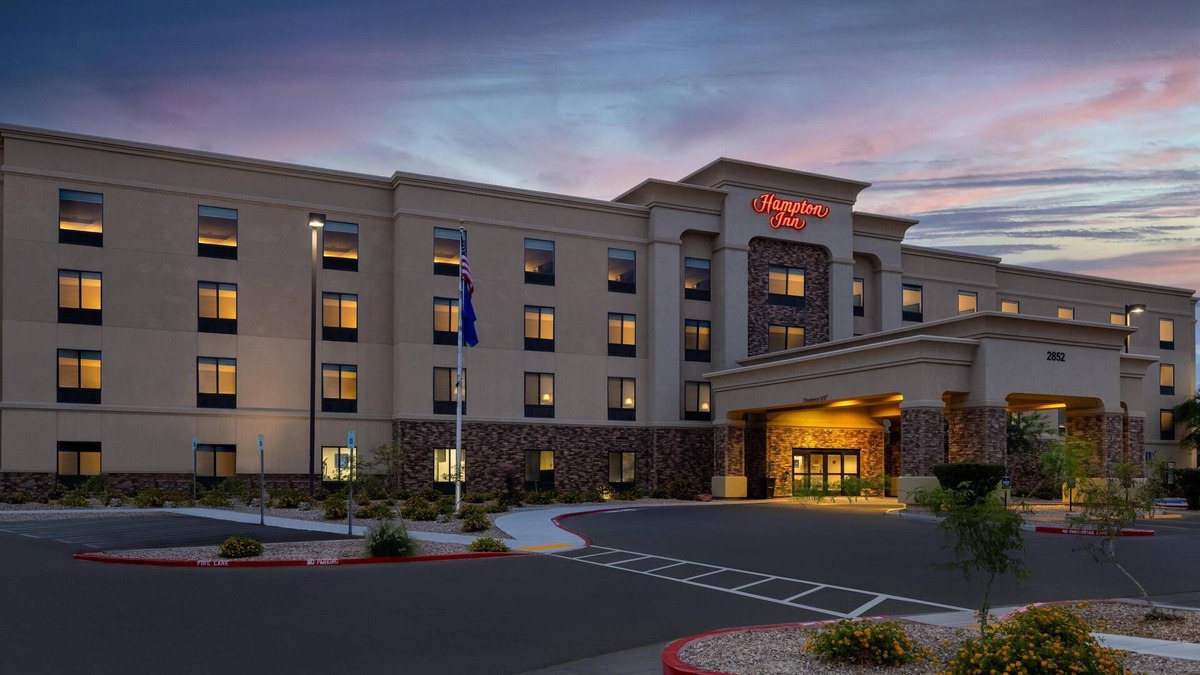 North Las Vegas Hotel | Hampton Inn Las Vegas North Speedway