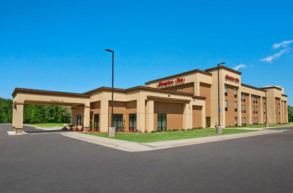 Magnolia Hotel | Hampton Inn Magnolia