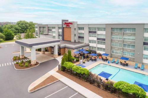 Manchester Hotel | Hampton Inn Manchester Downtown