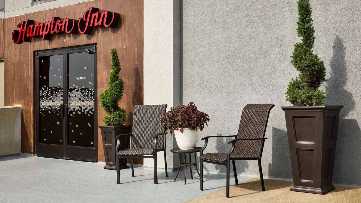 Massillon Hotel | Hampton Inn Massillon