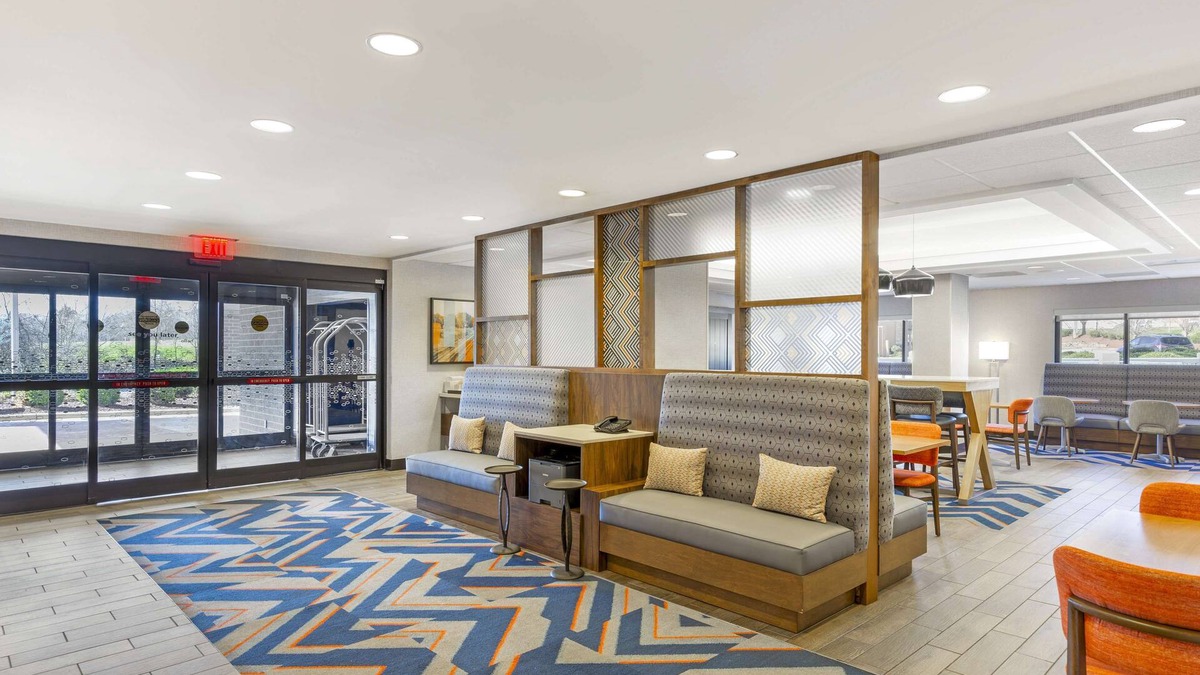 Mebane Hotel | Hampton Inn Mebane