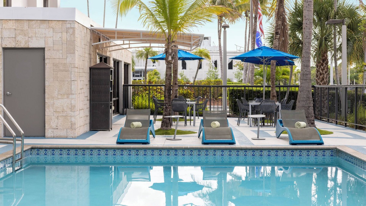 Doral Hotel | Hampton Inn Miami-Airport West