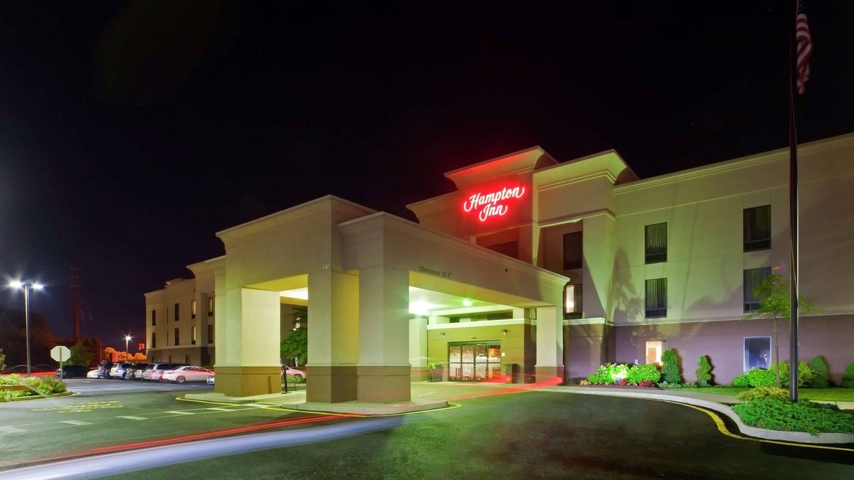 North Brunswick Hotel | Hampton Inn North Brunswick/New Brunswick