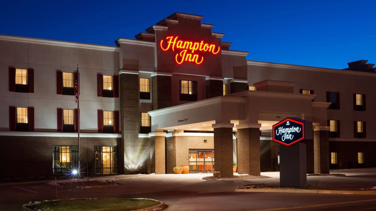 Orange City Hotel | Hampton Inn Orange City