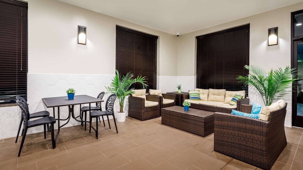 Fort Lee - Paramus Hotel | Hampton Inn Paramus
