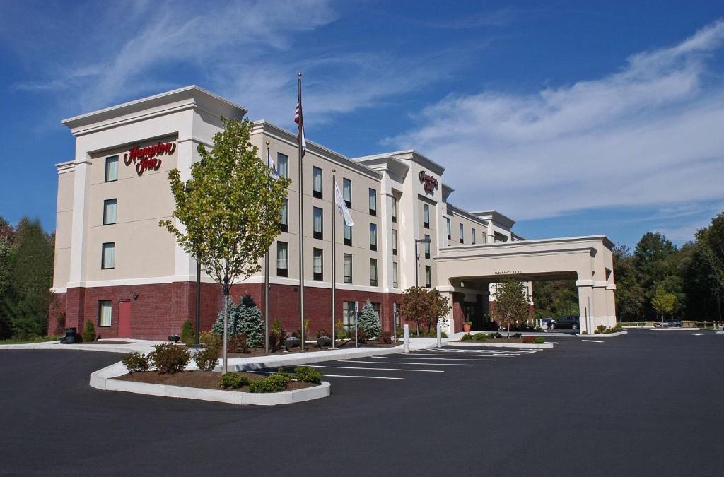 Raynham Hotel | Hampton Inn Raynham-Taunton